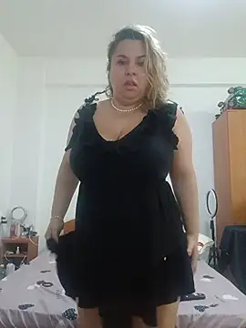 Snapshot of BelleInna chatting on 15, 7, 2026 BelleInna online show from 15, 7, 2026