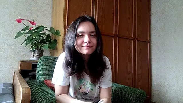 AudieMleczynski online show from 6, 11, 2025