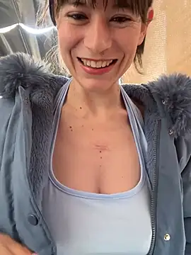 AlanaRius18 online show from 6, 3, 2026