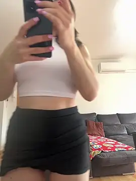 AlanaRius18 online show from 3, 3, 2026