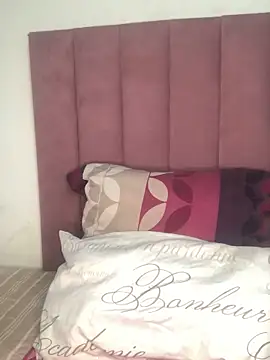 Bubbles156 online show from 15, 2, 2026