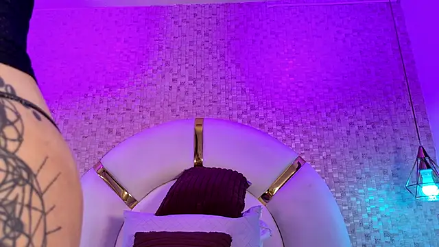 Snapshot of emmy_rose25 chatting on 26, 2, 2026 emmy rose25 online show from 26, 2, 2026