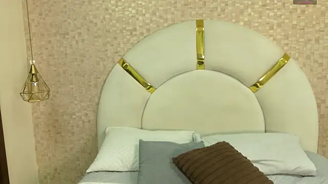 emmy rose25 online show from 18, 11, 2025