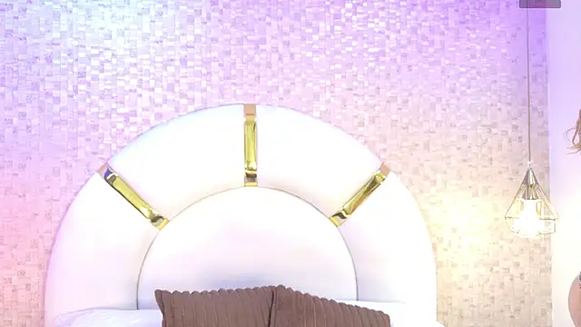 emmy rose25 online show from 2, 11, 2025