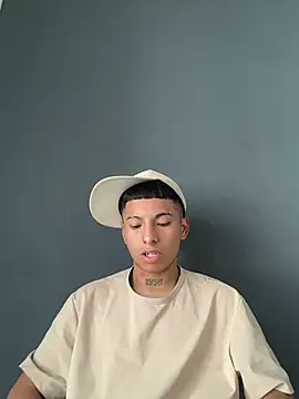 little kris1 online show from 16, 10, 2025