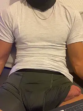 Snapshot of Rebeudeter_ chatting on 22, 11, 2025 Rebeudeter online show from 22, 11, 2025