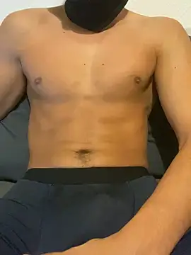 Snapshot of Rebeudeter_ chatting on 8, 11, 2025 Rebeudeter online show from 8, 11, 2025