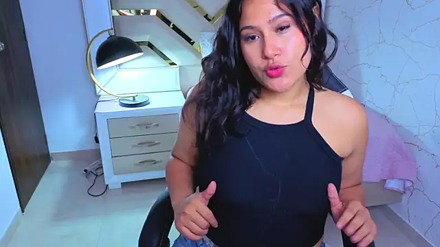 luna jonezz online show from 28, 11, 2025