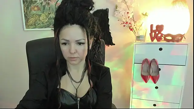 Mollybloom40 online show from 5, 2, 2026