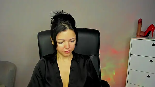 Mollybloom40 online show from 22, 12, 2025