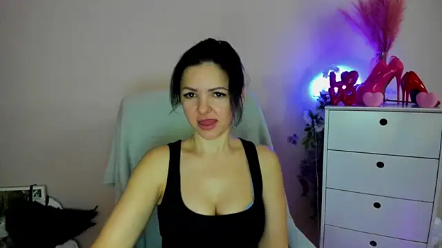 Mollybloom40 online show from 3, 4, 2026