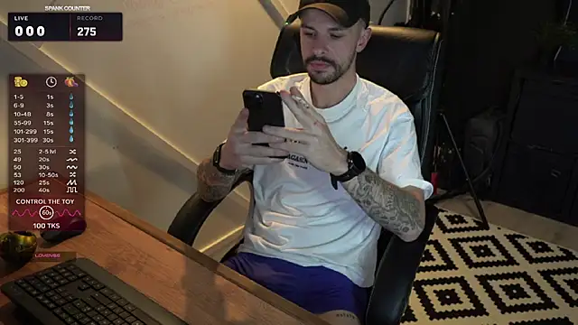 monsieurguitsxxx online show from 11, 2, 2026