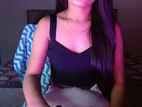 spicy sofiya - online show from 17, 11, 2025