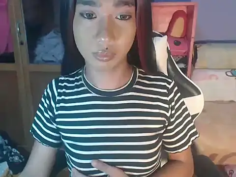 Yourasianbabyemma online show from 3, 6, 2026