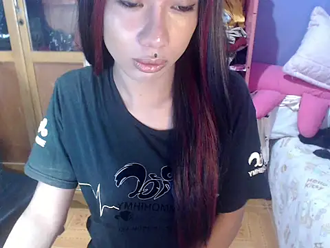Yourasianbabyemma online show from 3, 5, 2026
