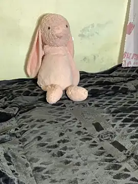 Aimee milk online show from 14, 12, 2025