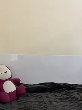 Aimee milk online show from 6, 2, 2026