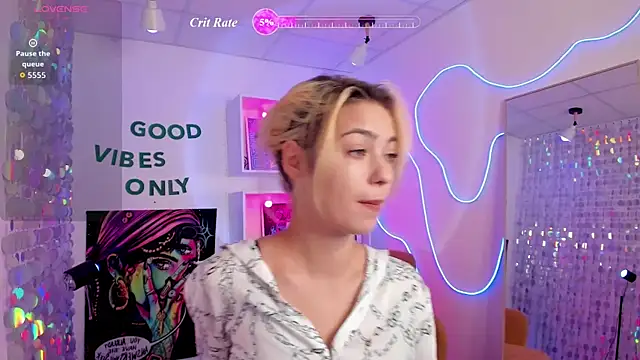 Snapshot of AlysiaSun_ chatting on 10, 8, 2026 AlysiaSun online show from 10, 8, 2026