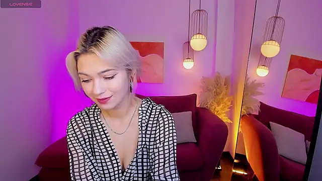 AlysiaSun  online show from 2, 11, 2025