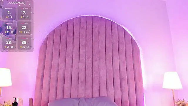 ShaylaDavis online show from 6, 11, 2025