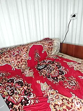 Kiki Catty online show from 15, 10, 2025