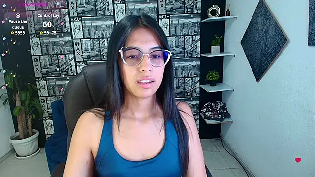 Snapshot of Sub_Scarlett chatting on 25, 11, 2025 Sub Scarlett online show from 25, 11, 2025