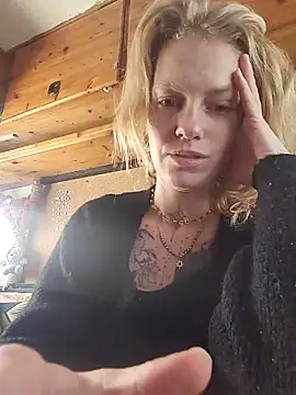 DeesseLilli online show from 18, 11, 2025