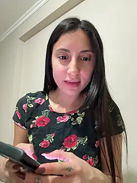 itsmiasofia online show from 26, 6, 2026