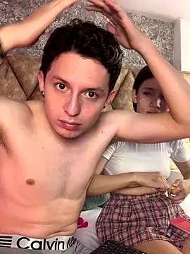 Snapshot of SsexCouplee chatting on 18, 12, 2025 SsexCouplee online show from 18, 12, 2025