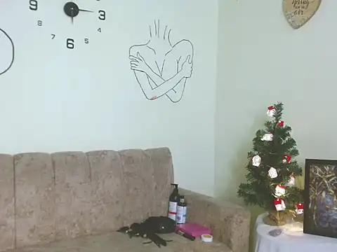 MIS CINNA  online show from 7, 11, 2025