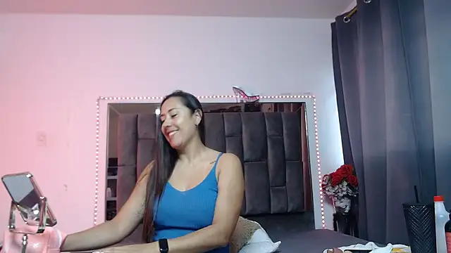 Salmma Milf online show from 25, 4, 2026