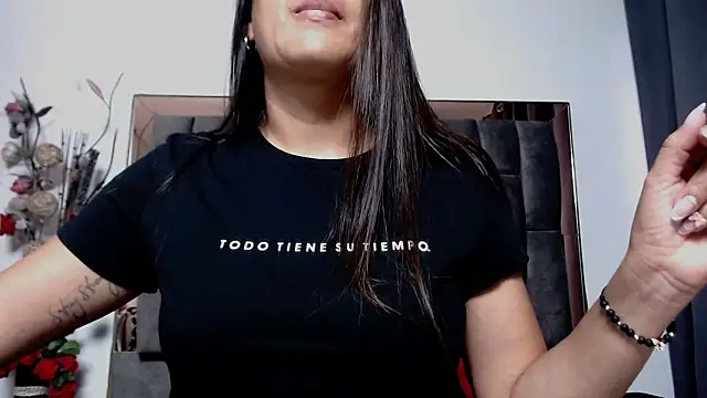 Salmma Milf online show from 15, 1, 2026