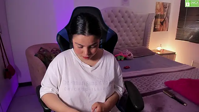 Bluepaula online show from 30, 10, 2025