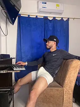 Kylian Alessandro online show from 6, 1, 2026