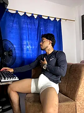 Kylian Alessandro online show from 15, 10, 2025