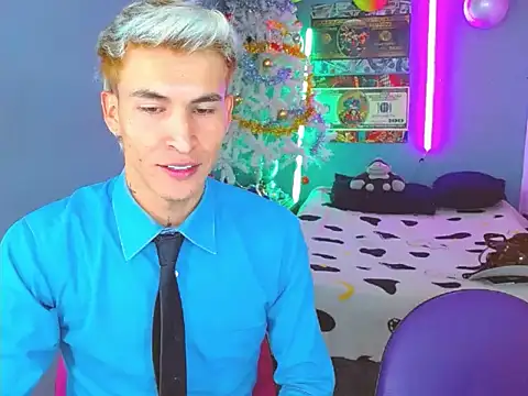 Latin boysxxxx online show from 4, 11, 2025