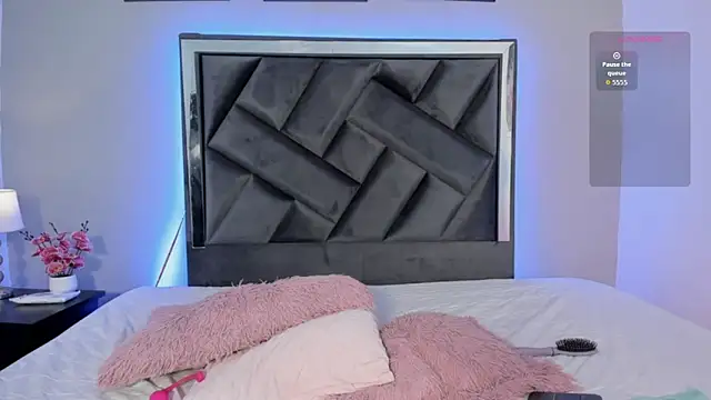 zoe longhair online show from 6, 11, 2025