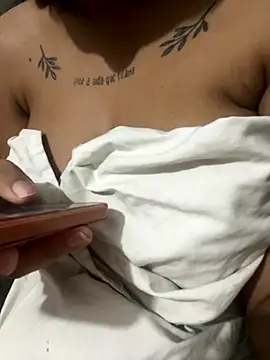 jasmyn0088 online show from 24, 10, 2025