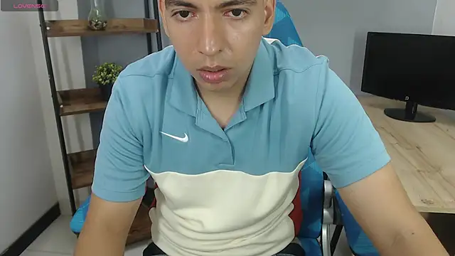 Axel Stones  online show from 18, 10, 2025