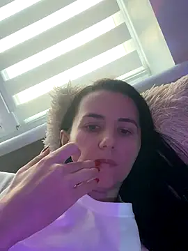 oliviya mur online show from 26, 11, 2025