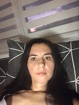 oliviya mur online show from 18, 10, 2025