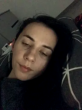 oliviya mur online show from 31, 10, 2025