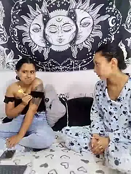 abby n emily online show from 16, 4, 2026