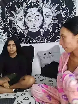 abby n emily online show from 27, 5, 2026