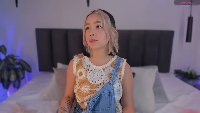 AilanaCortes online show from 24, 2, 2026