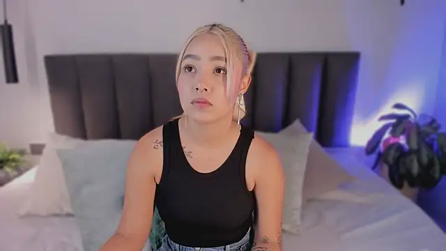 AilanaCortes online show from 7, 2, 2026