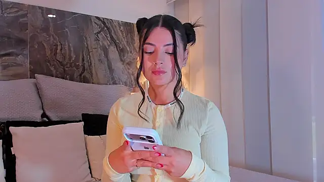 Rashel Frost  online show from 2, 2, 2026