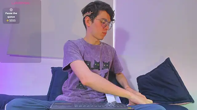 dani angel dark online show from 13, 1, 2026