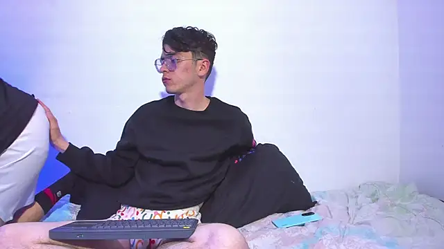 dani angel dark online show from 5, 11, 2025