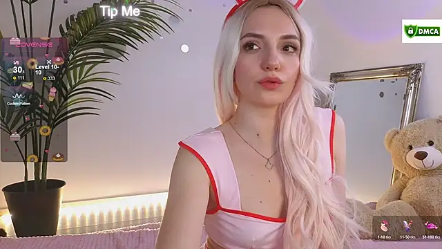 cute cake online show from 10, 11, 2025